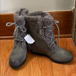 Sorel lace boot
